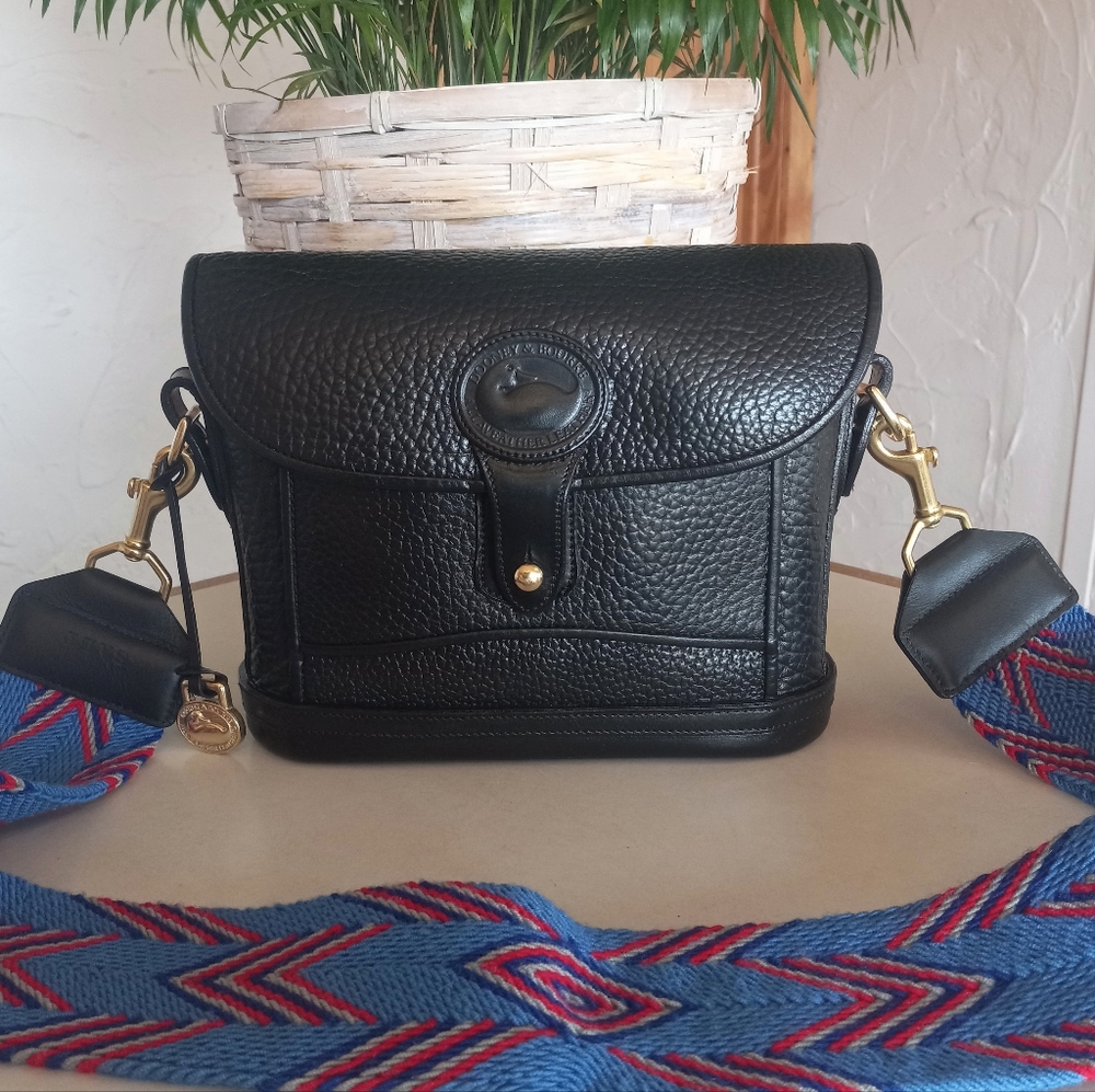 Dooney & Bourke Vintage, Mini Dover Collection 1992, includes SALT strap - Picture 6 of 13
